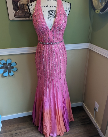 Tony Bowls Paris gown - Picture 1 of 16